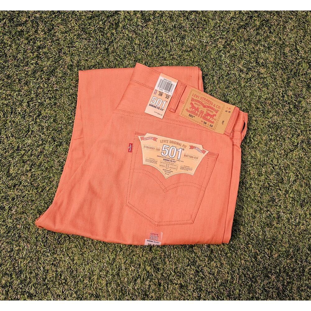 LEVI'S 501 Jeans NWT Button Fly Shrink to Fit Salmon Coral Straight Mens 38x32